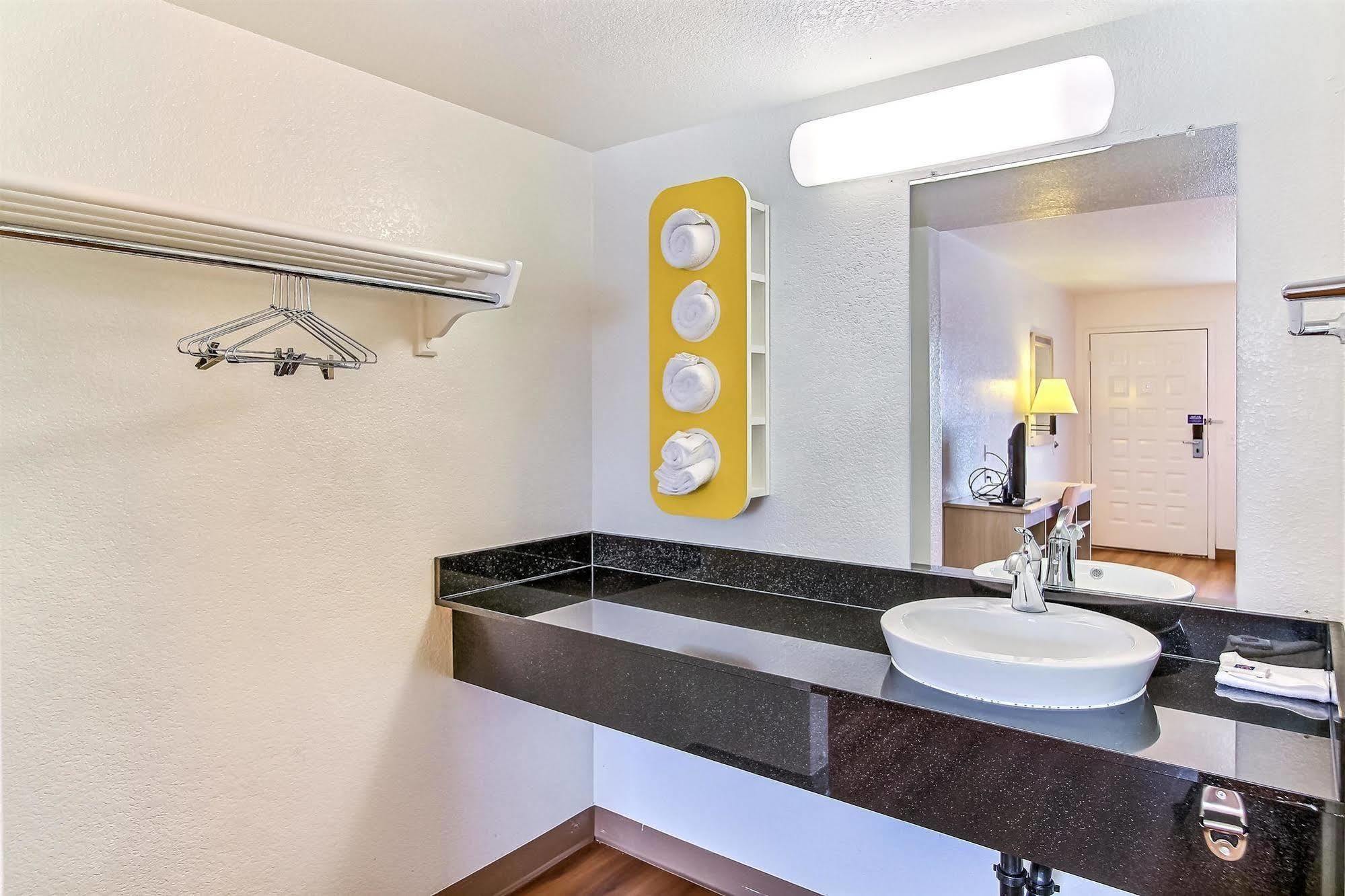 Motel 6-Salinas, Ca - North Monterey Area Extérieur photo