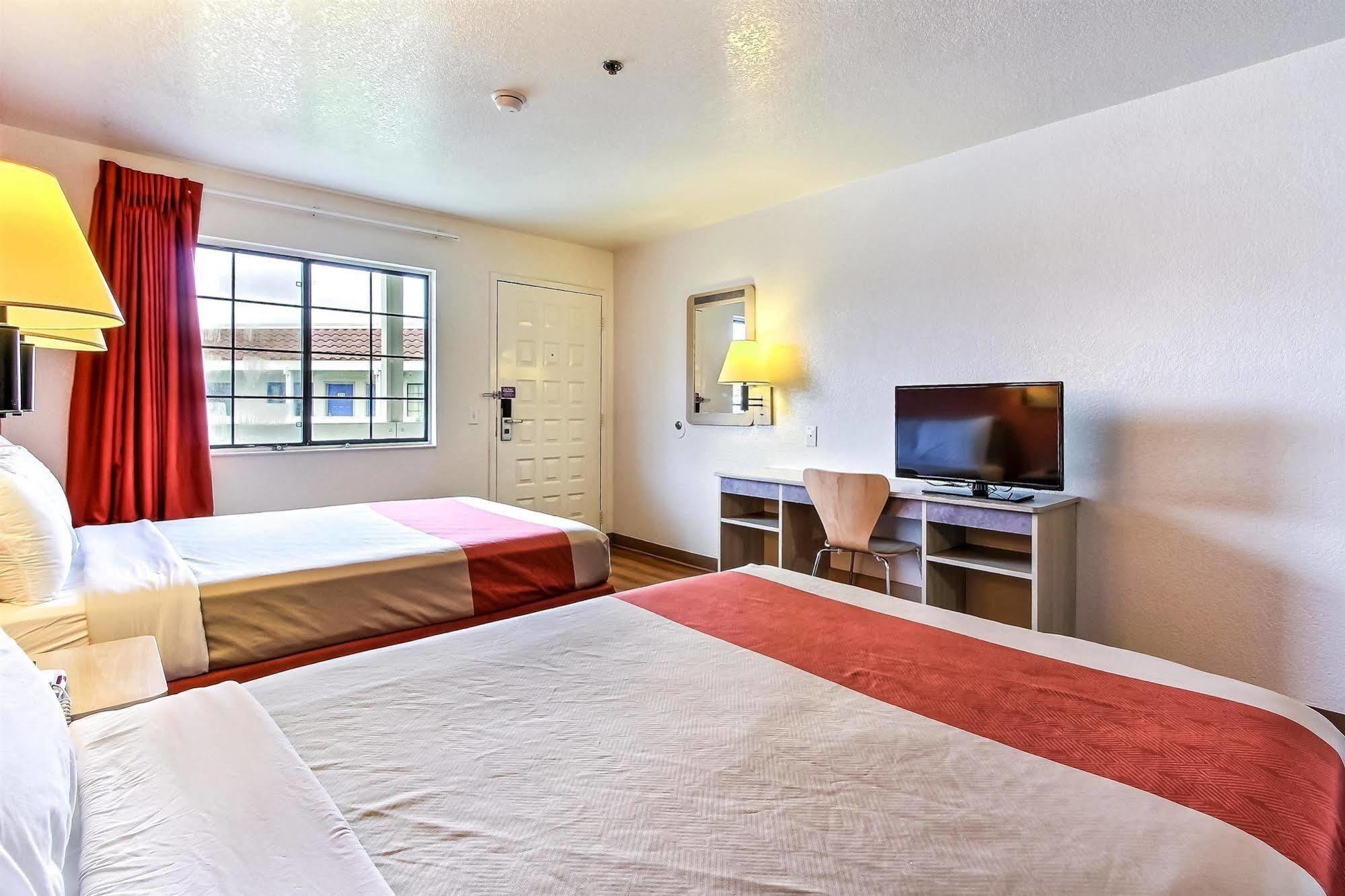 Motel 6-Salinas, Ca - North Monterey Area Extérieur photo