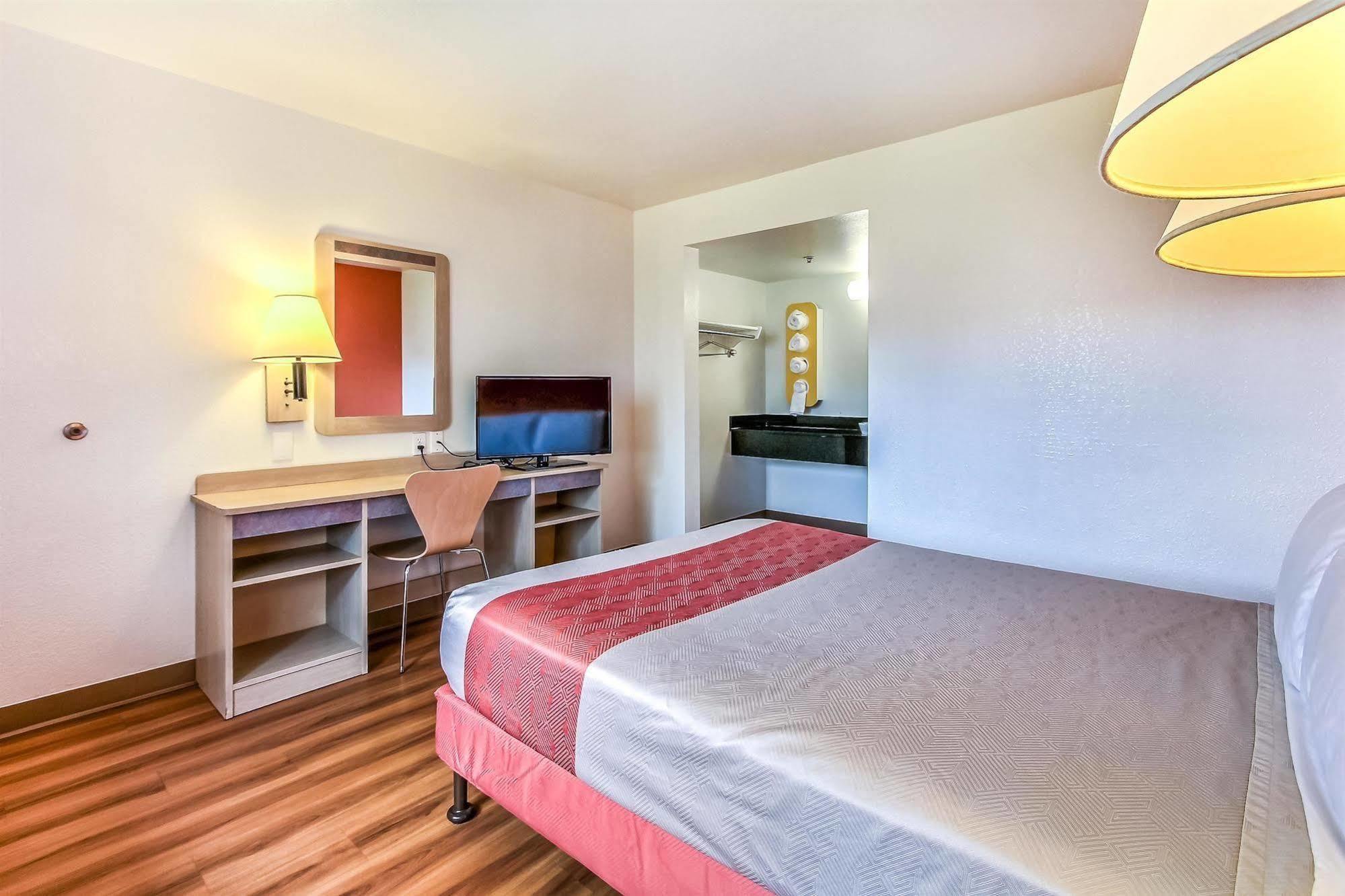 Motel 6-Salinas, Ca - North Monterey Area Extérieur photo
